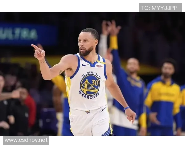 库里领衔勇士轻取湖人展现多点火力优势