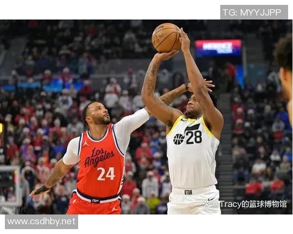 鲍威尔复出半场轰下14分,成为热火进攻尖刀 鲍威尔复出半场轰下14分,成为热火进攻尖刀