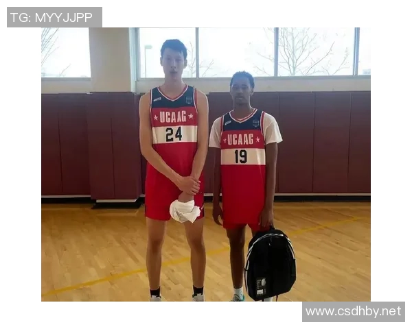 郇斯楠:相比埃迪我更像切特 择校主要考虑适合我&能让我走更远 郇斯楠:相比埃迪我更像切特 择校主要考虑适合我&能让我走更远