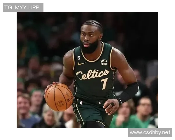 杰伦·布朗本赛季已15次砍30+,仅次于SGA排名第二多 杰伦·布朗本赛季已15次砍30+,仅次于SGA排名第二多